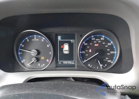 2017 Toyota Rav4 Le from USA, damaged, VIN 2T3BFREV8HW598765